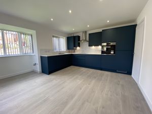 Kitchen- click for photo gallery